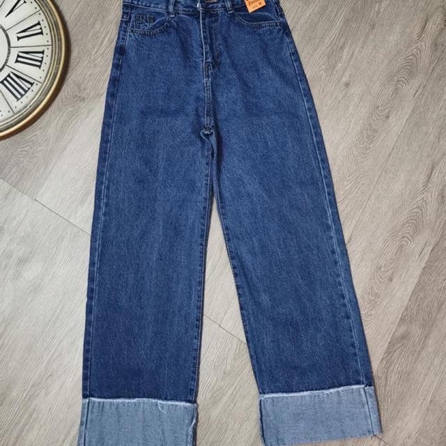 Quần jeans ống rộng gấp lai cực chất