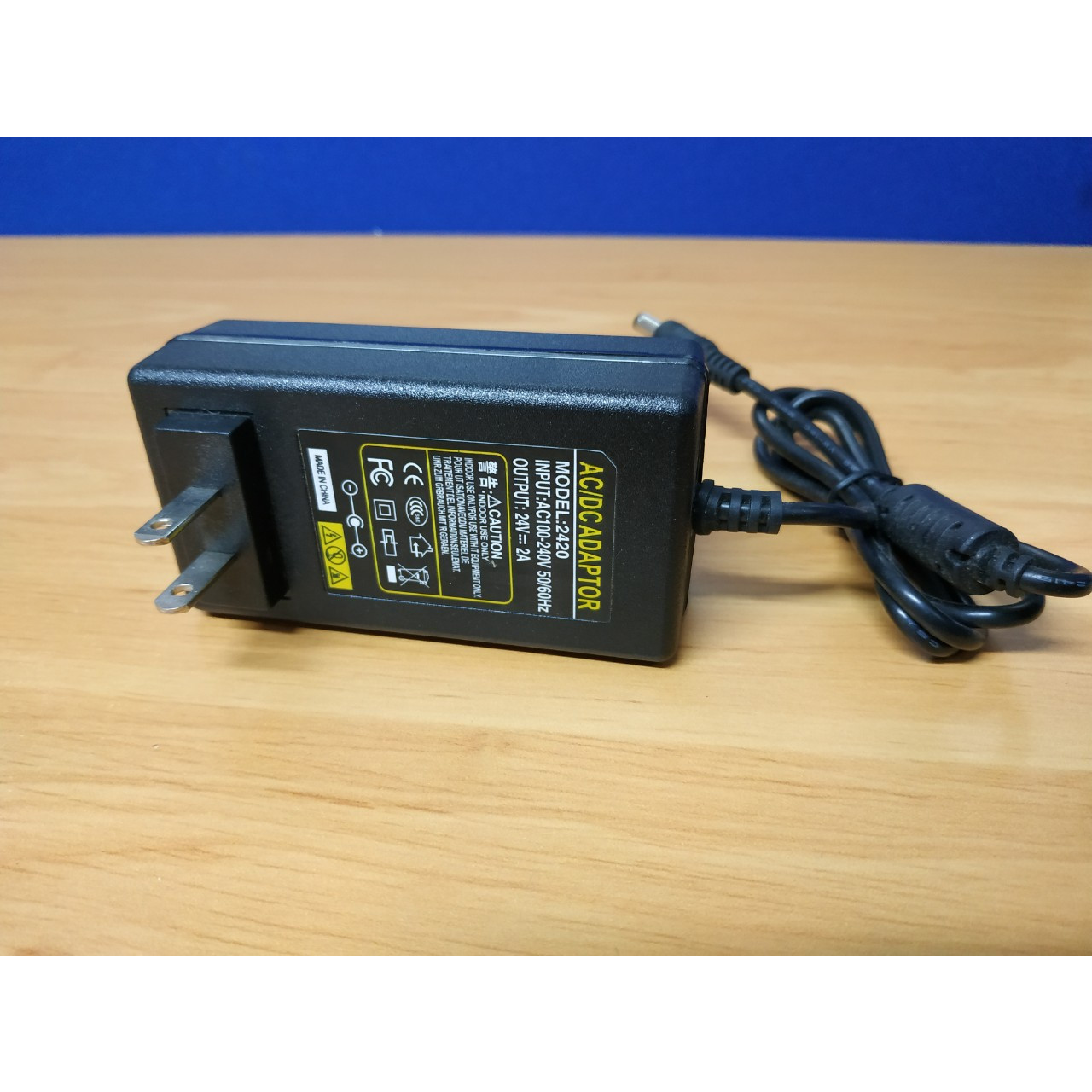 Bộ nguồn Adaptor 24VDC-2000mA AC/DC adaptor 2420