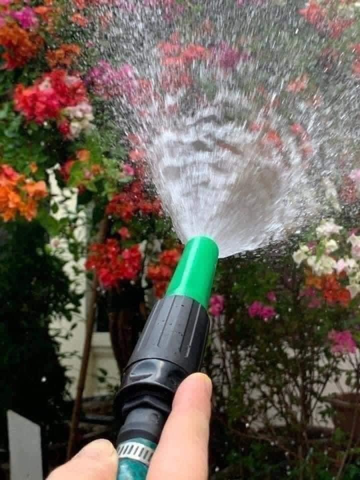 Đầu vòi tưới đa năng