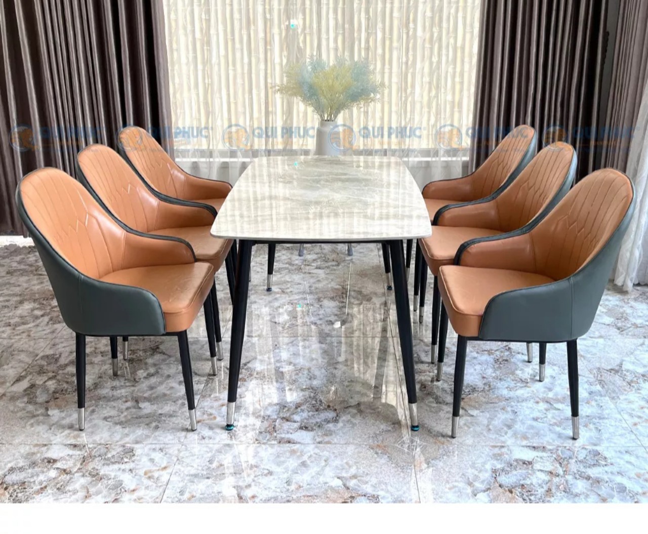 Bàn ăn mặt đá CERAMIC chân chữ U