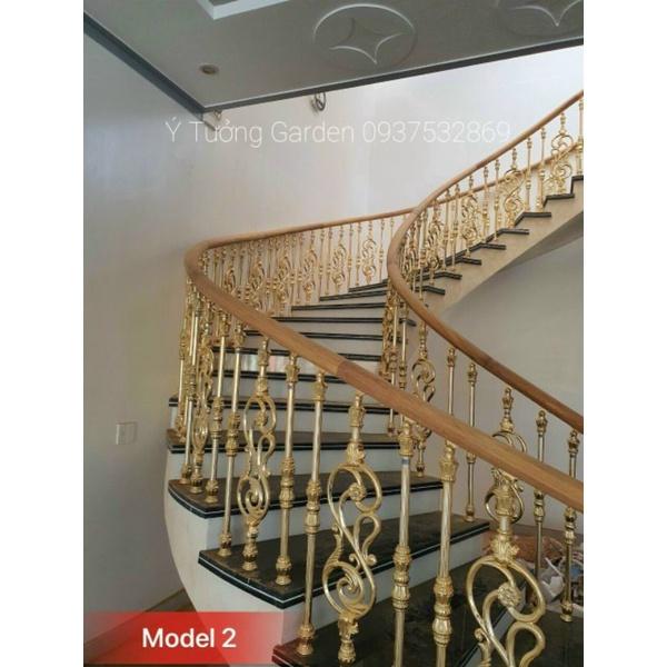 Trụ cầu thang nhôm đúc cổ điển( vàng 24k)