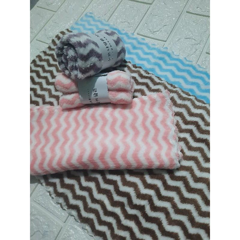 Khăn mặt kẻ hàn quốc