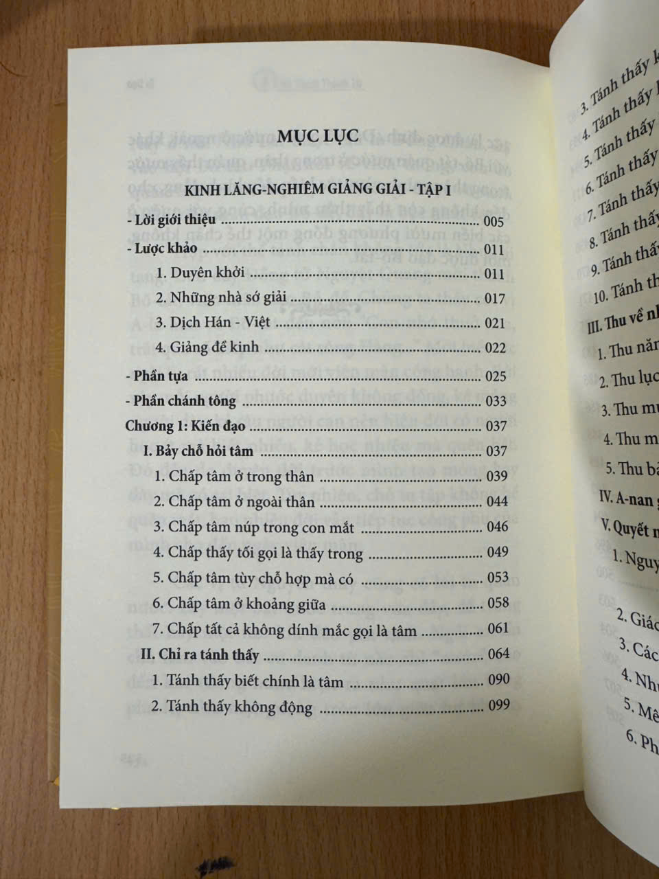 Sách - Kinh Lăng Nghiêm Giảng Giải - Bộ 2 cuốn