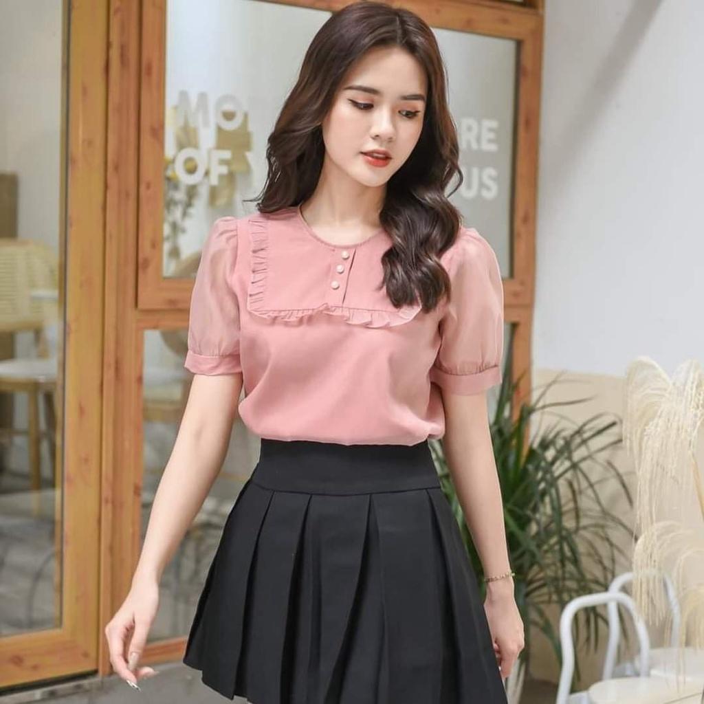 Áo sơ mi nữ công sở thời trang SURI cổ vuông ren ngực ngắn tay phong cách Hàn Quốc tay lưới -nữ tính.