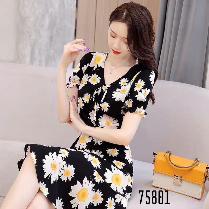 ĐẦM XÒE TAY NGẮN CỔ CHỮ V HOA CỰC ĐẸP , SANG / CÓ SIZE XXL