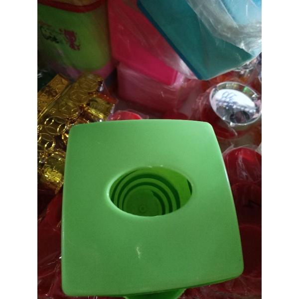 Hộp để khăn giấy