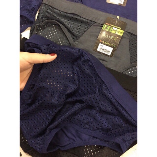 Quần sịp Tam Giác Thông Hơi