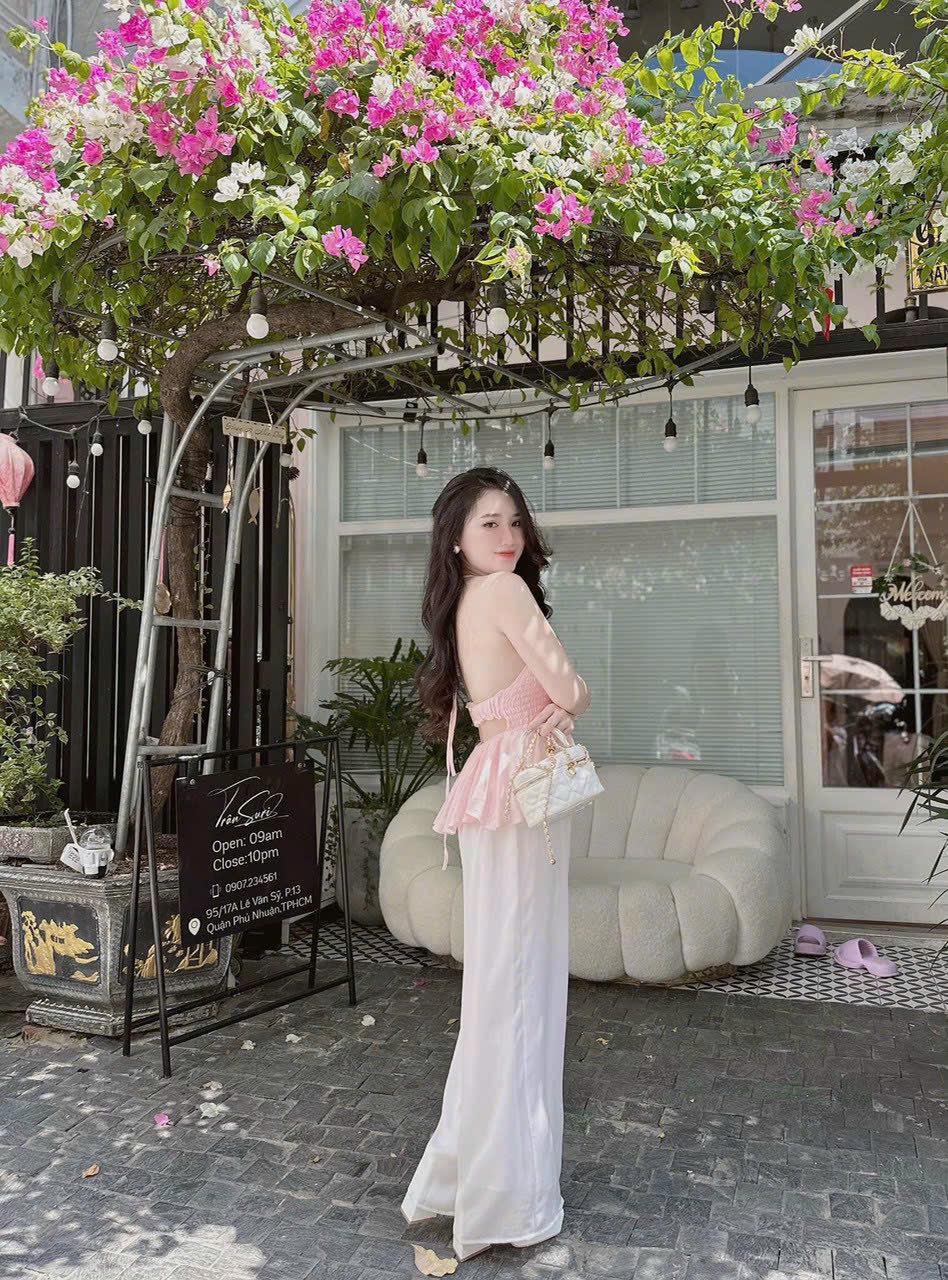 SET ĐI BIỂN, SET 2 MÓN ÁO YẾM HỞ LƯNG BOCHUN PHỐI QUẦN SUÔNG ỐNG RỘNG CỰC HOT