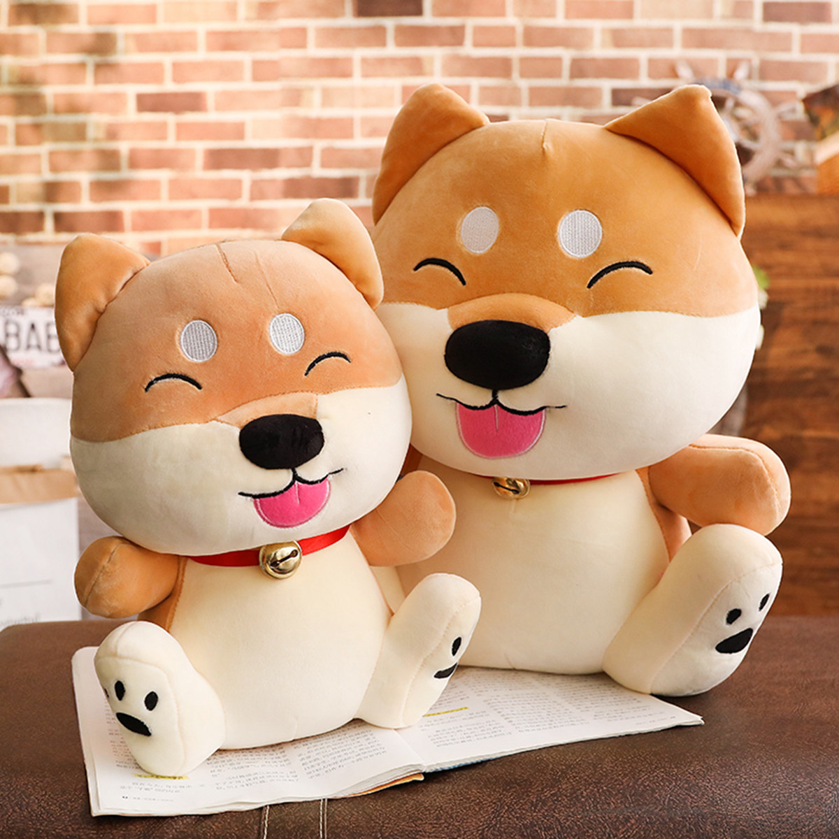 Thú Bông Hình Shiba Inu Tinh Nghịch Đeo Lục Lạc 35cm Quà Tặng Dễ Thương