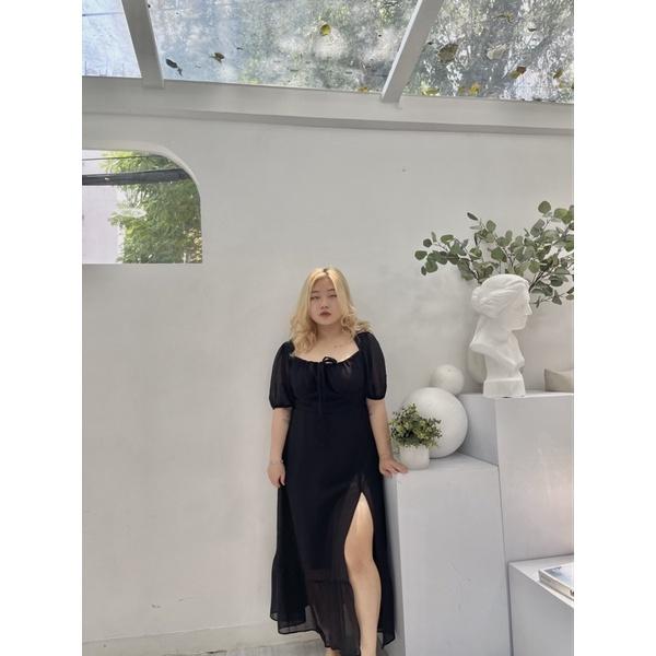 Đầm Plum thiết kế xẻ tà và cổ vuông form bigsize