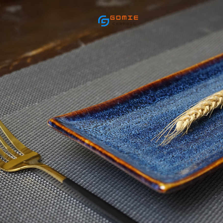 Khay chữ nhật chuyên dùng cho nhà hàng - men xanh hỏa biến đẳng cấp ,sang trọng,sản phẩm by Gomie Ceramic