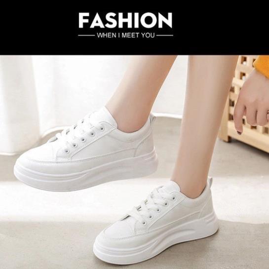 Giày Thể Thao Nữ Cổ Thấp Trắng Basic G4