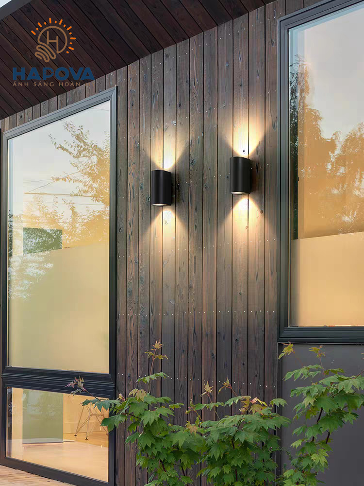 Đèn gắn tường, đèn hắt 2 đầu ngoài trời Chống nước ngoài trời HAPOVA MIKIAS 5769