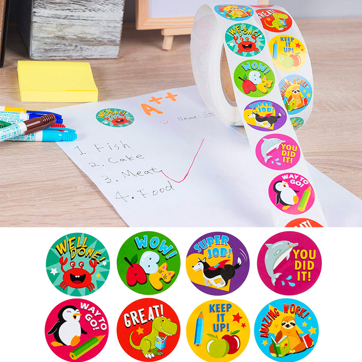 Cuộn 500 sticker nhãn dán khích lệ khen thưởng học tập cho bé yêu với nhiều họa tiết kèm slogan khiến những giờ học thêm sinh động – ST010