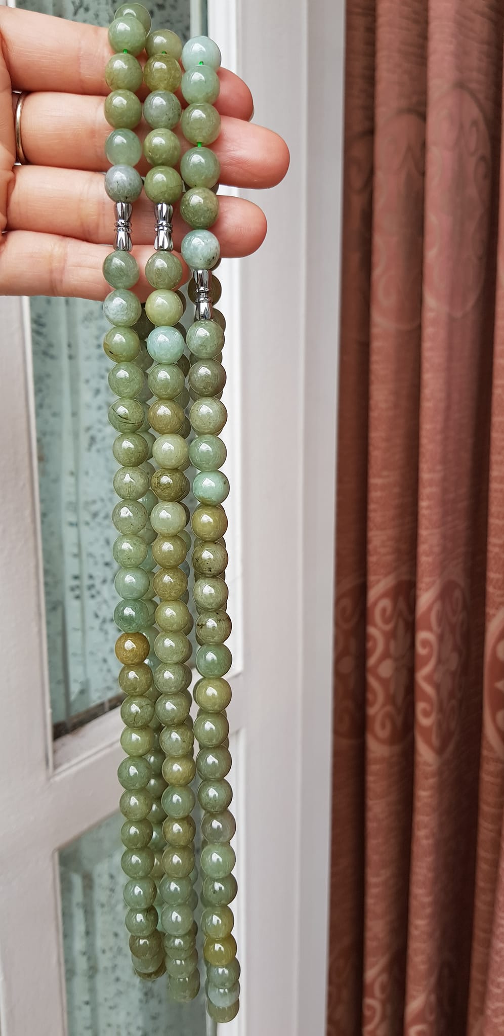 Vòng Chuỗi đeo Cổ Đá cẩm thạch tự nhiên hạt to size 9mm Màu xanh ngọc dầu bóng mượt đẹp nữ đeo cổ nhẹ nhàng mát của đá tự nhiên tâm bình yên Món quà tặng Mẹ và người thân và cho chính bản thân mình ý nghĩa ạ