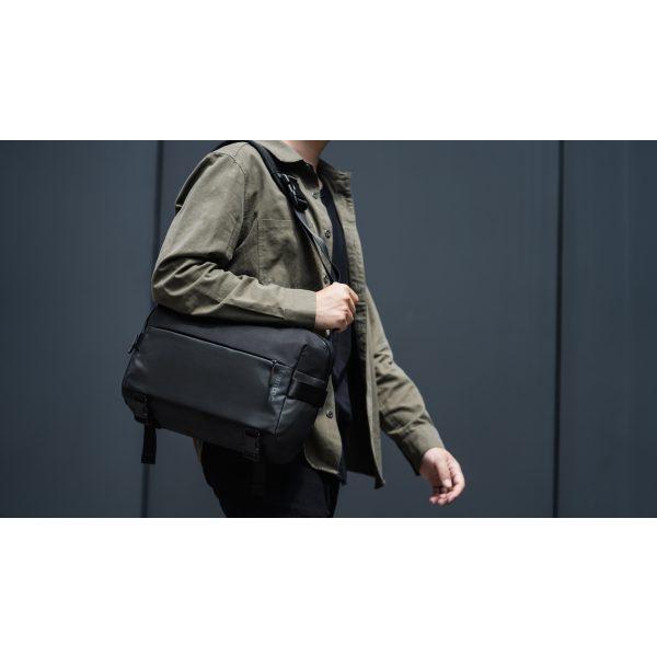 Túi đeo vai Tomtoc Urban Codura Sling Bag Travel and Work 13.3/14.2inch - Hàng chính hãng