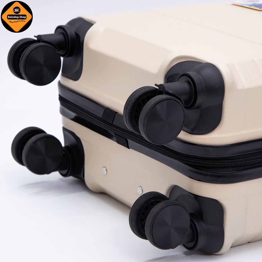 Vali Du Lịch Cao Cấp Khóa TSA &amp; Cổng USB Xbags White Titan Pro Nhựa ABS Chống Va Đập – Sang Trọng Đẳng Cấp Tiện Dụng XB 6105!