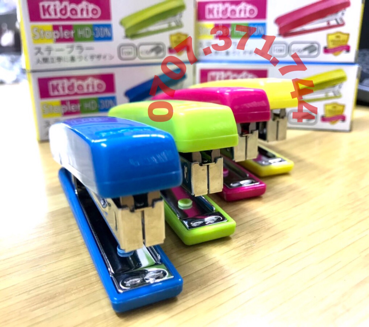 Bấm Kim Số 10 Kidario HD-30N -Giao Màu ngẫu Nhiên