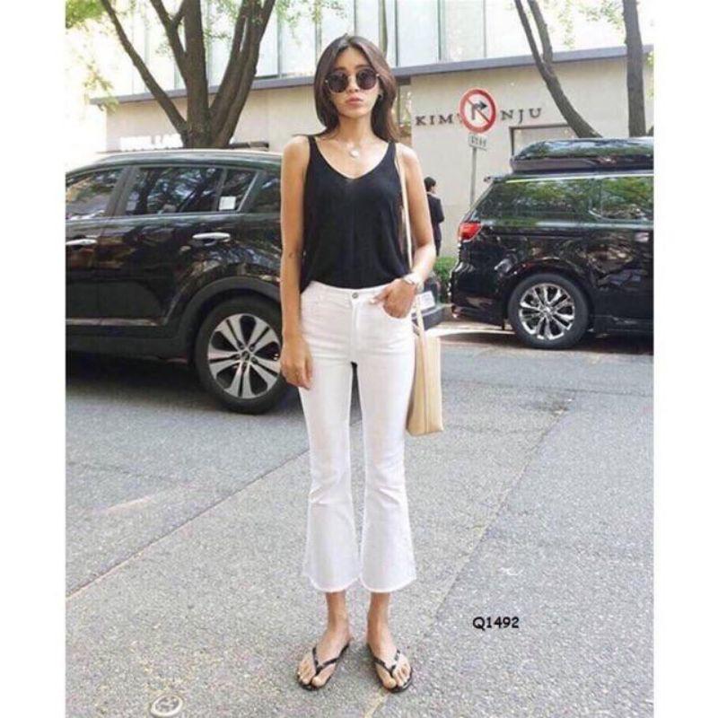 Quần Jean Nữ Dáng Loe, Rách Gấu – QJ02