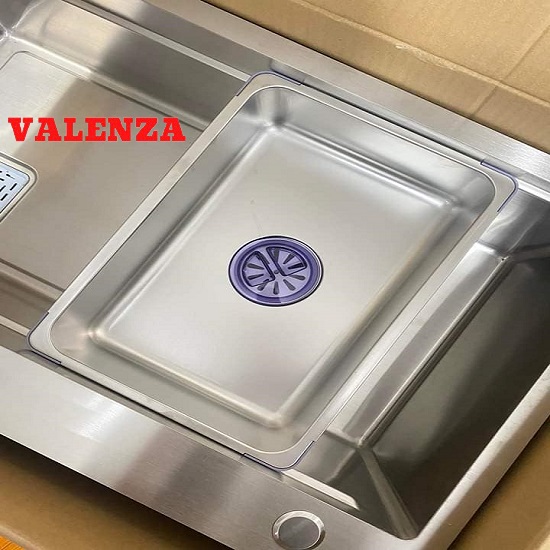 Combo chậu rửa chén bát 1 hố lớn Valenza 7846 inox sus304 chuẩn 100% kèm vòi rửa bát rút dây Valenza sus304, bộ xả to ngăn mùi, khay inox kín-TẶNG BÌNH NƯỚC RỬA CHÉN