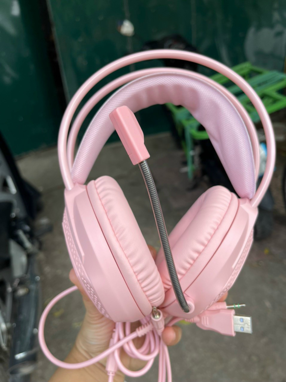 Tai nghe hồng led -NTH