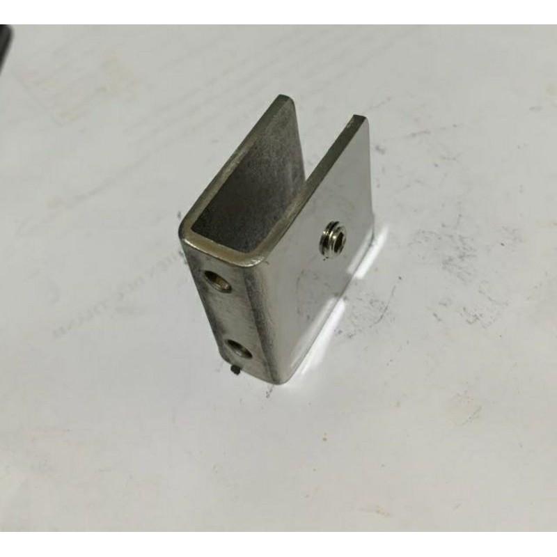 Chống rung phòng tắm kính