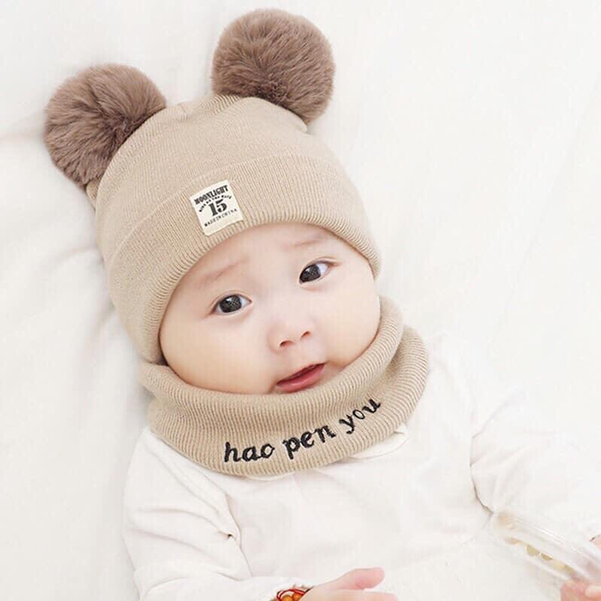 Nón len, mũ len vải len tăm có hai quả bông mềm mịn kèm khăn ống quàng cổ giữ ấm cho bé từ 0-2.5 tuổi