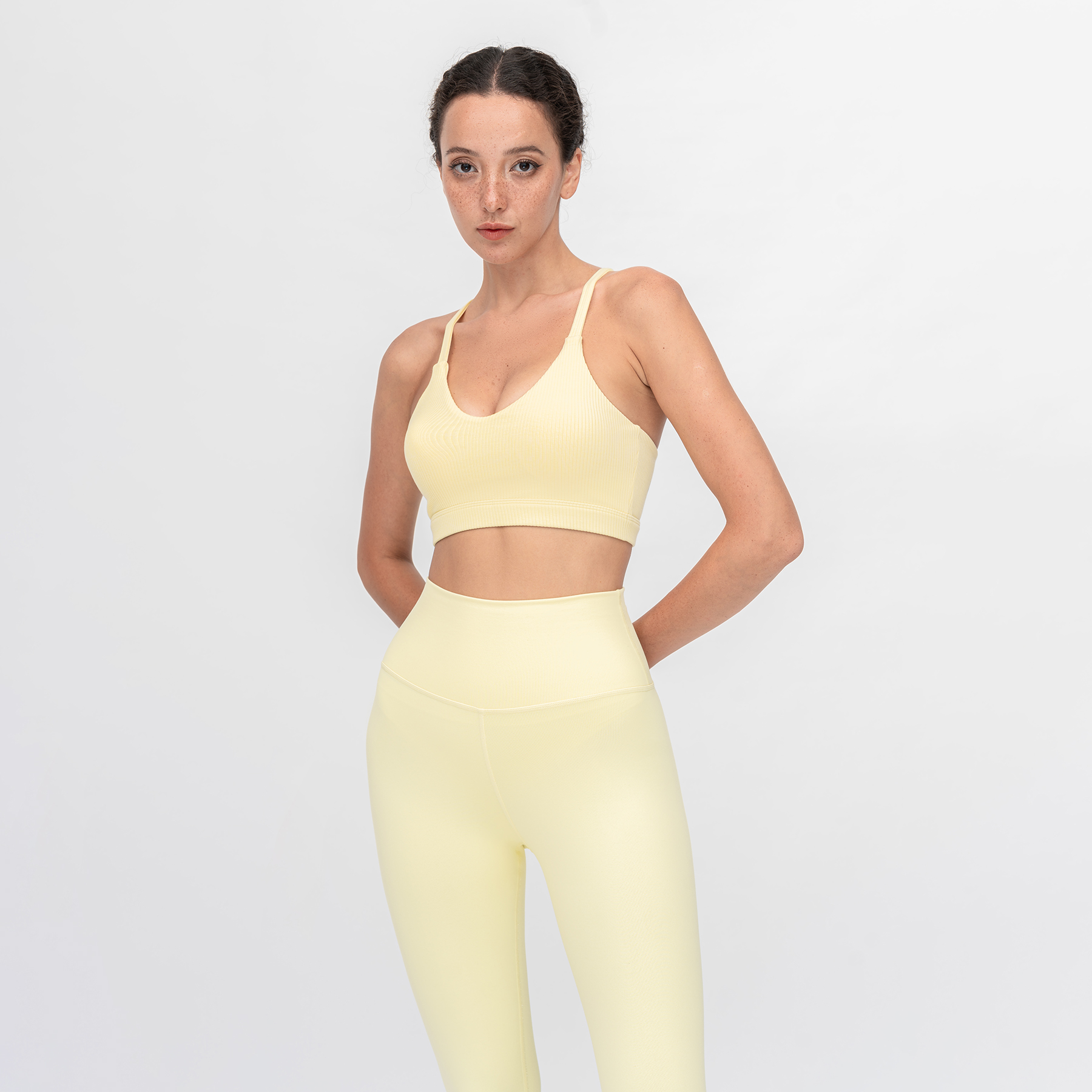 Set Đồ Tập Yoga Gym Luxury Hibi Sports H153 Áo 2 Dây Lưng Tam Giác, màu Xanh và Vàng, Kèm Mút Ngực, Chất Vải Rib kết hợp Hi-Fabric