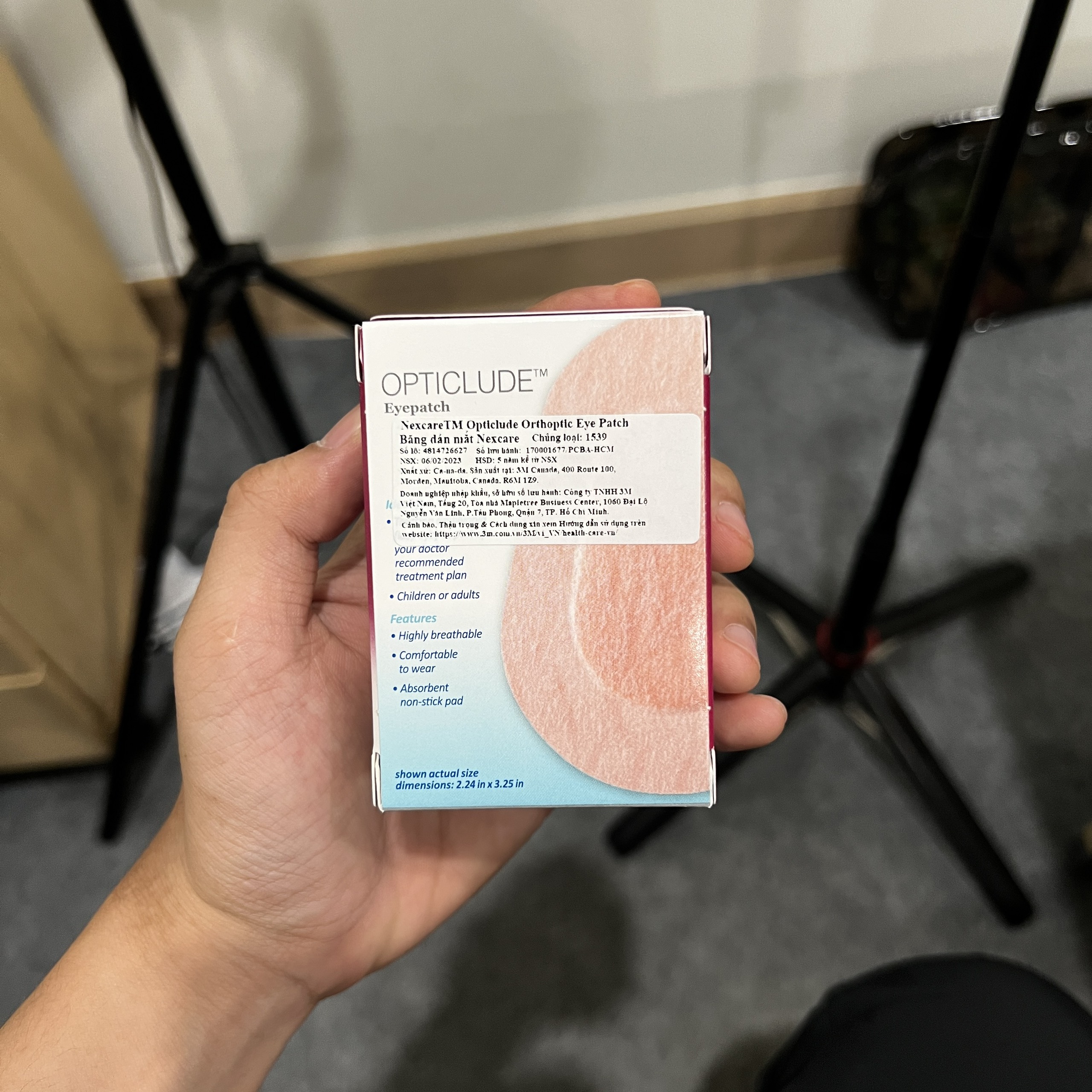 Combo 3 hộp miếng dán mắt chữa nhược thị 3M Nexcare cỡ lớn, sản xuất tại Canada