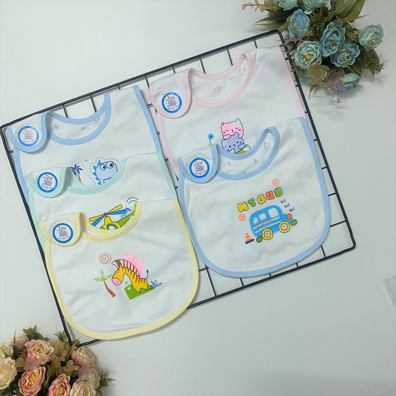 Túi 3 Cái Yếm Sơ Sinh 2 Lớp Cotton JOU - TomTombaby - Miếng dán mềm, chất vải cotton thấm hút tốt - 1 Size 0-12 Tháng