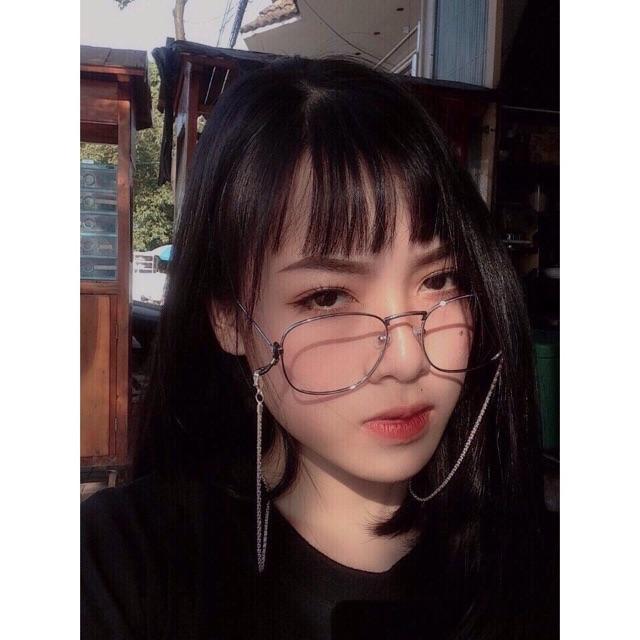 Dây đeo kính ulzzang chain hot trend Hàn Quốc beo chan
