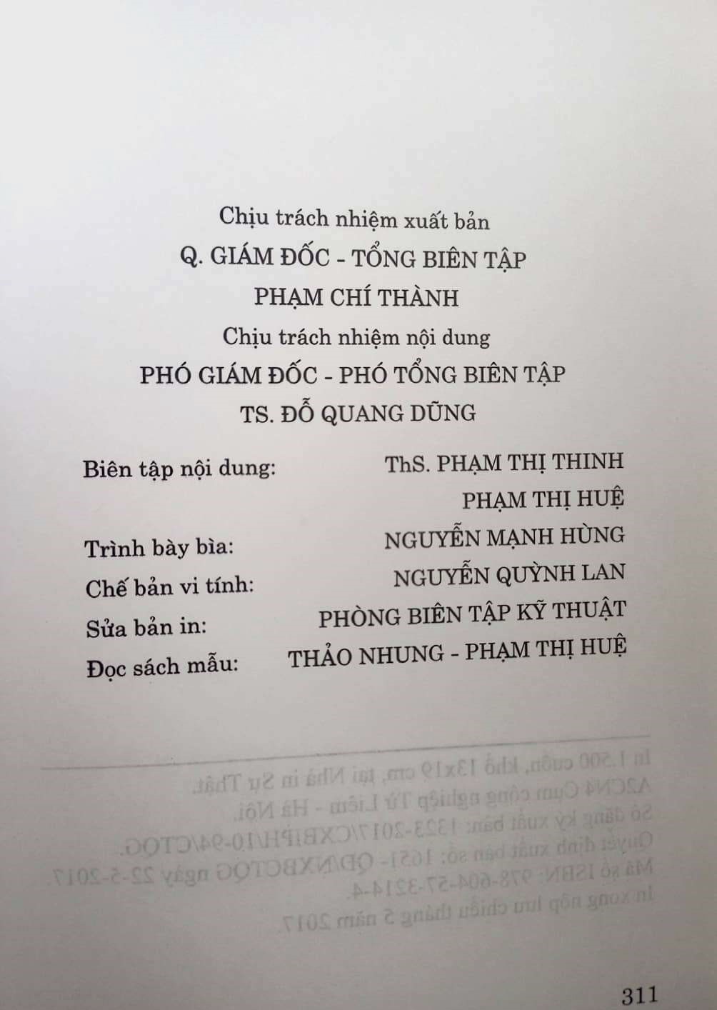 Cẩm nang về nghiệp vụ công tác xây dựng Đảng