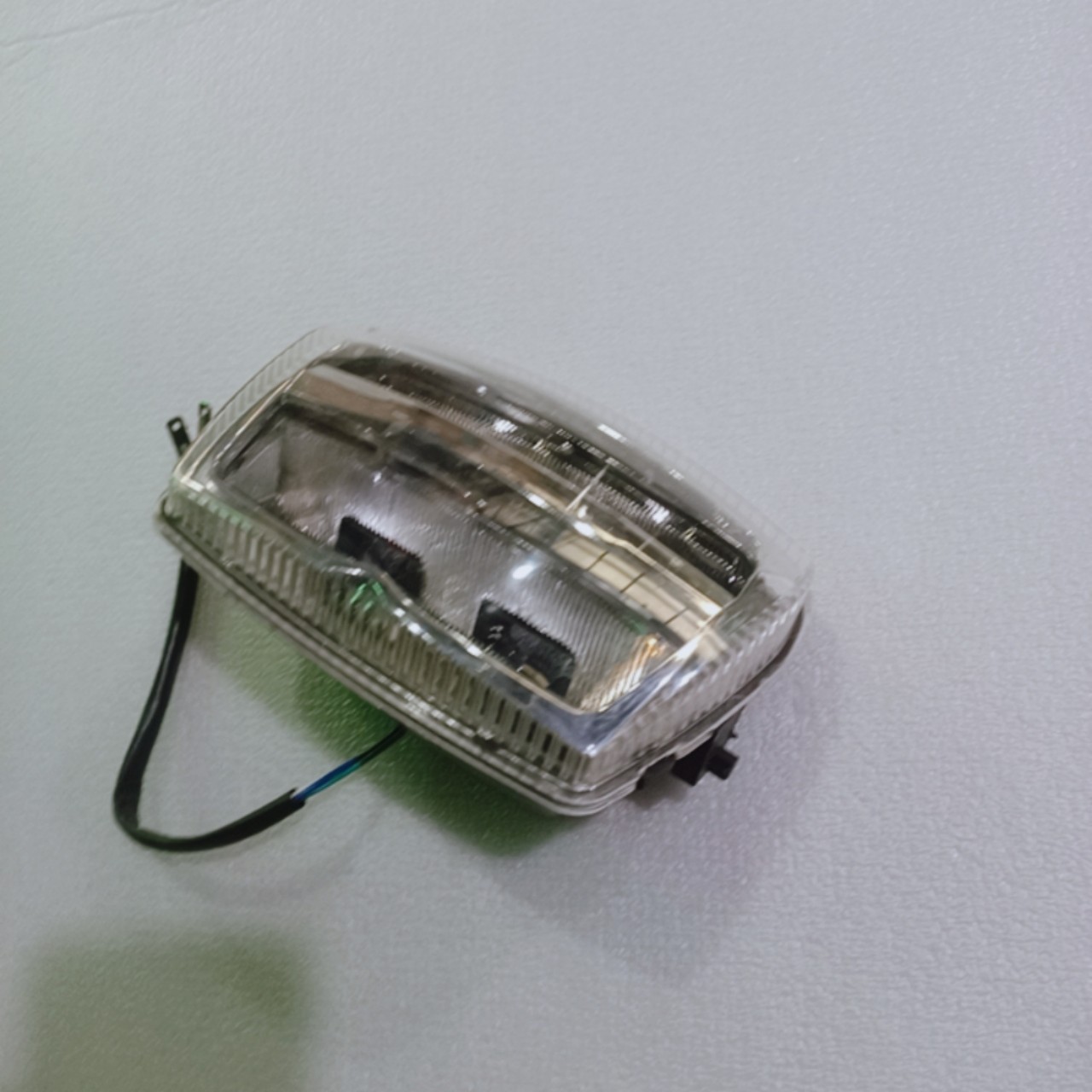 Pha đèn 2 tầng màu bạc cho xe Dream 2 - 8834z.