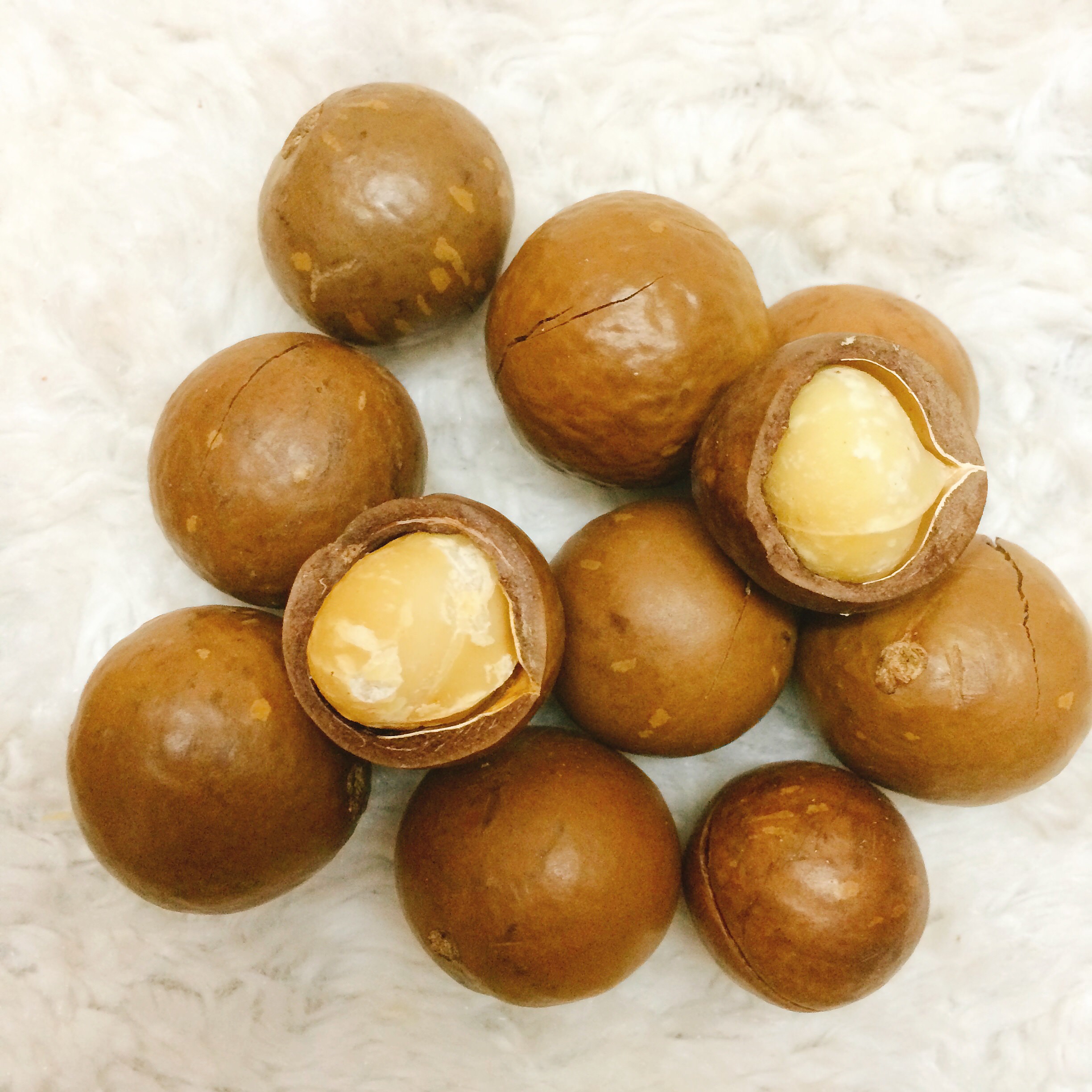 Hạt Macca nứt vỏ Úc túi 500g