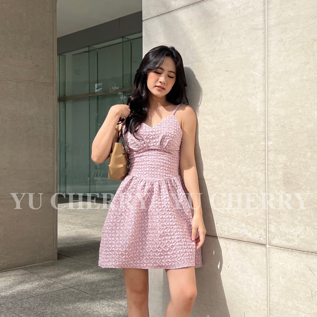 YU CHERRY | Đầm V Neck Cami Dress YD154