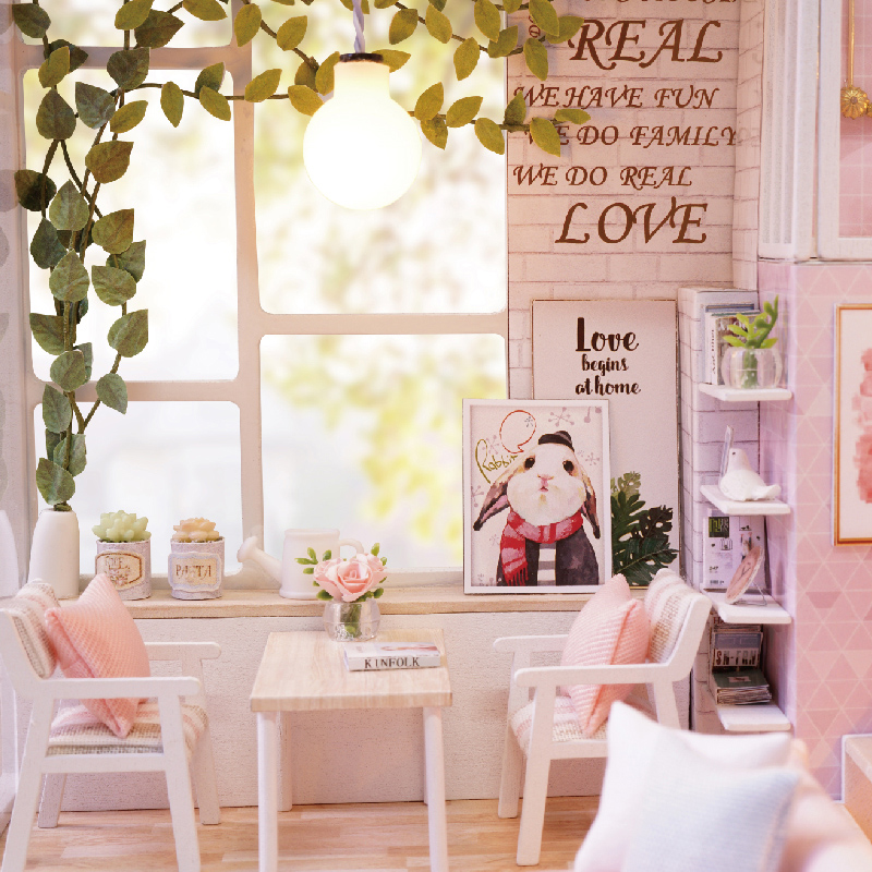 Mô Hình Lắp Ghép DIY - Pink House ( Tặng Kèm Mica Che Bụi)