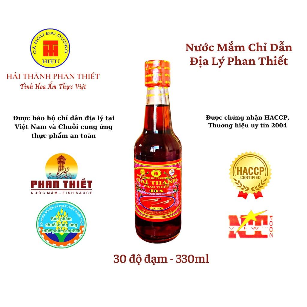 Nước Mắm Cá Cơm Truyền Thống Hải Thành Phan Thiết 43A Nước mắm cá cơm nguyên chất không Ure gây hại, chất bảo quản, cao đạm cá cơm thuần tự nhiên, ưa dùng khẩu vị người Việt. Sản phẩm đã được chứng nhận an toàn, tốt cho sức khỏe HACCP