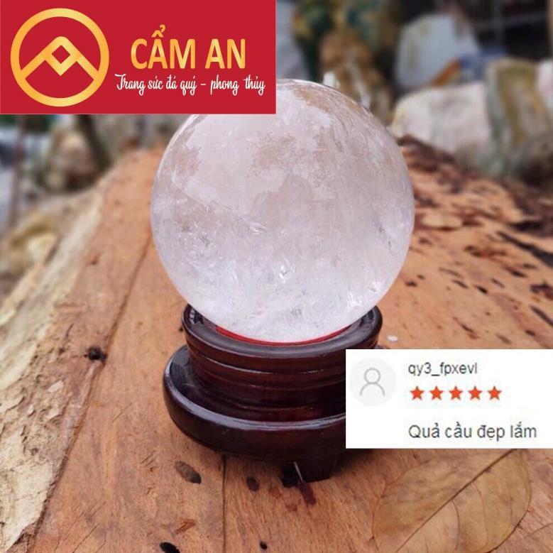 Quả Cầu Phong Thủy Đá Tự Nhiên Màu Trắng Chất Siêu Đẹp Nặng 2kg, Đường Kính 12cm - Tặng Kèm Đế Gỗ
