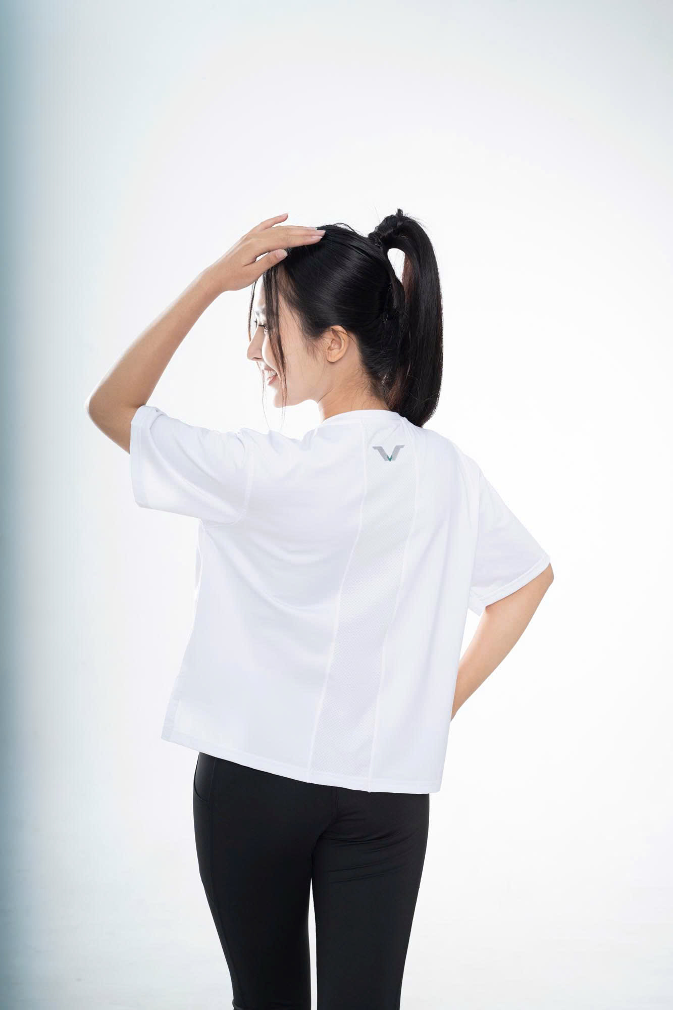 Áo thun nữ croptop AVT72 dành cho chạy bộ, yoga, thời trang, chuyên dụng, thoải mái vận động