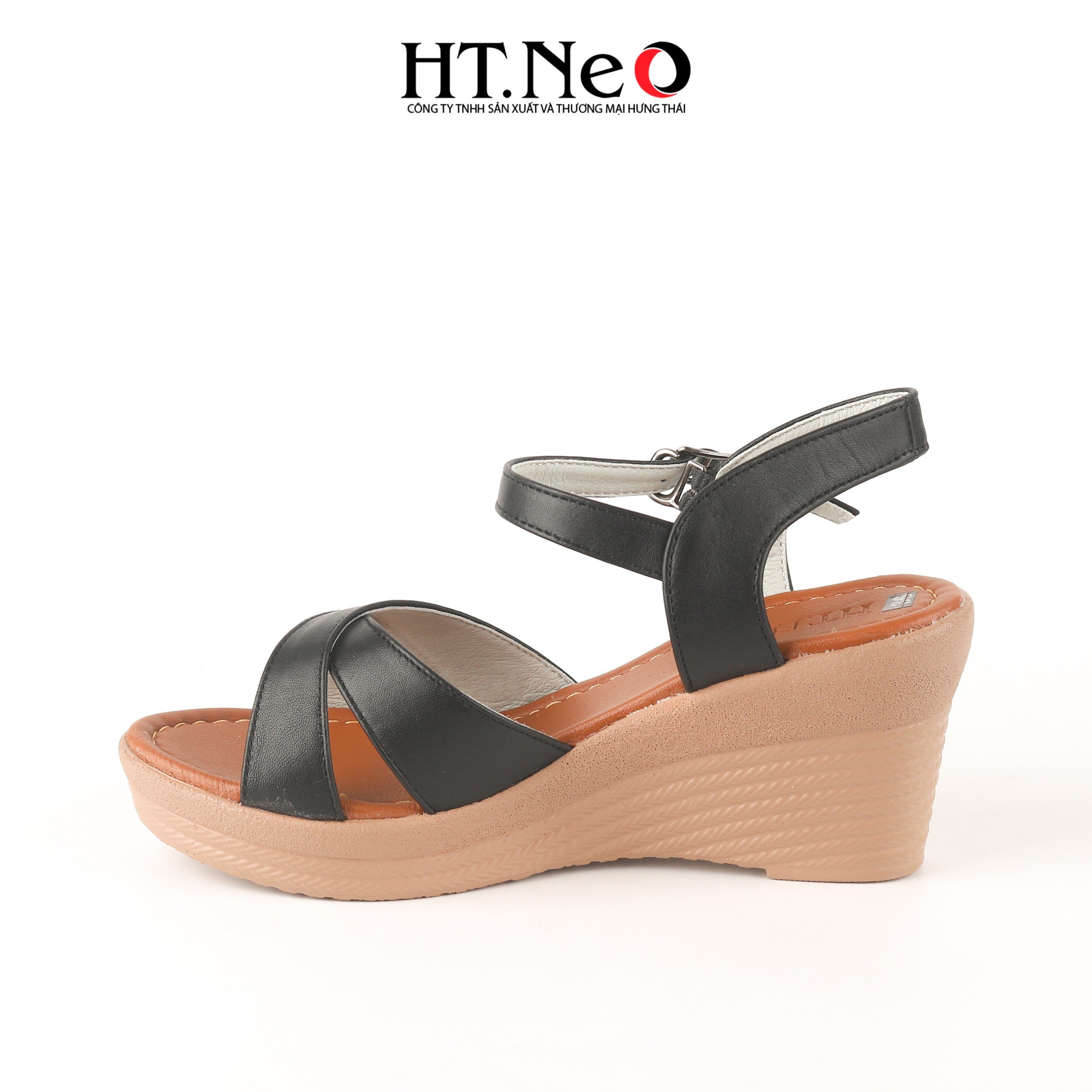 Sandal nữ đế xuồng 6P, quai da, kiểu dáng đơn giản, trẻ trung, dễ đi, phù hợp cho các chị, các cô đi để chụp áo dài SDN234