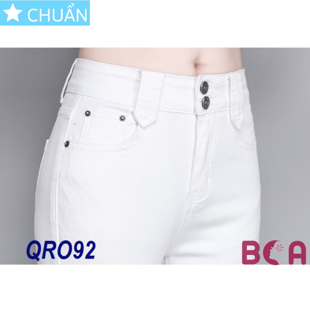 Quần jean nữ ống loe QRO92 ROSATA tại BCASHOP dáng dài thêu hoa, lưng cao 2 nút, phom chuẩn, chất liệu jean - TRẮNG