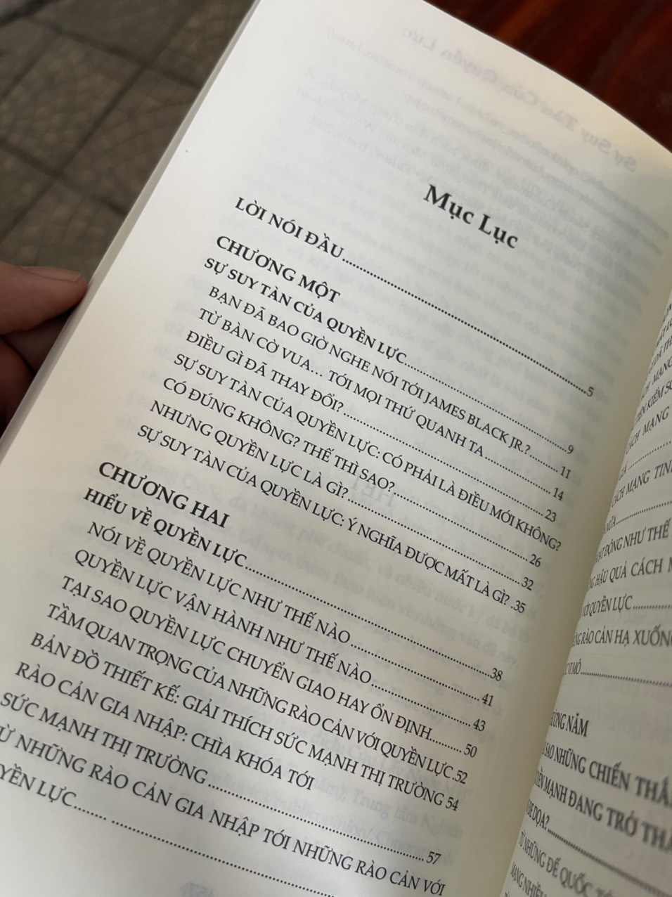 SỰ SUY TÀN CỦA QUYỀN LỰC – Moises Naim – Trần Trọng Hải Minh dịch – Bách Việt Books – NXB Lao Động