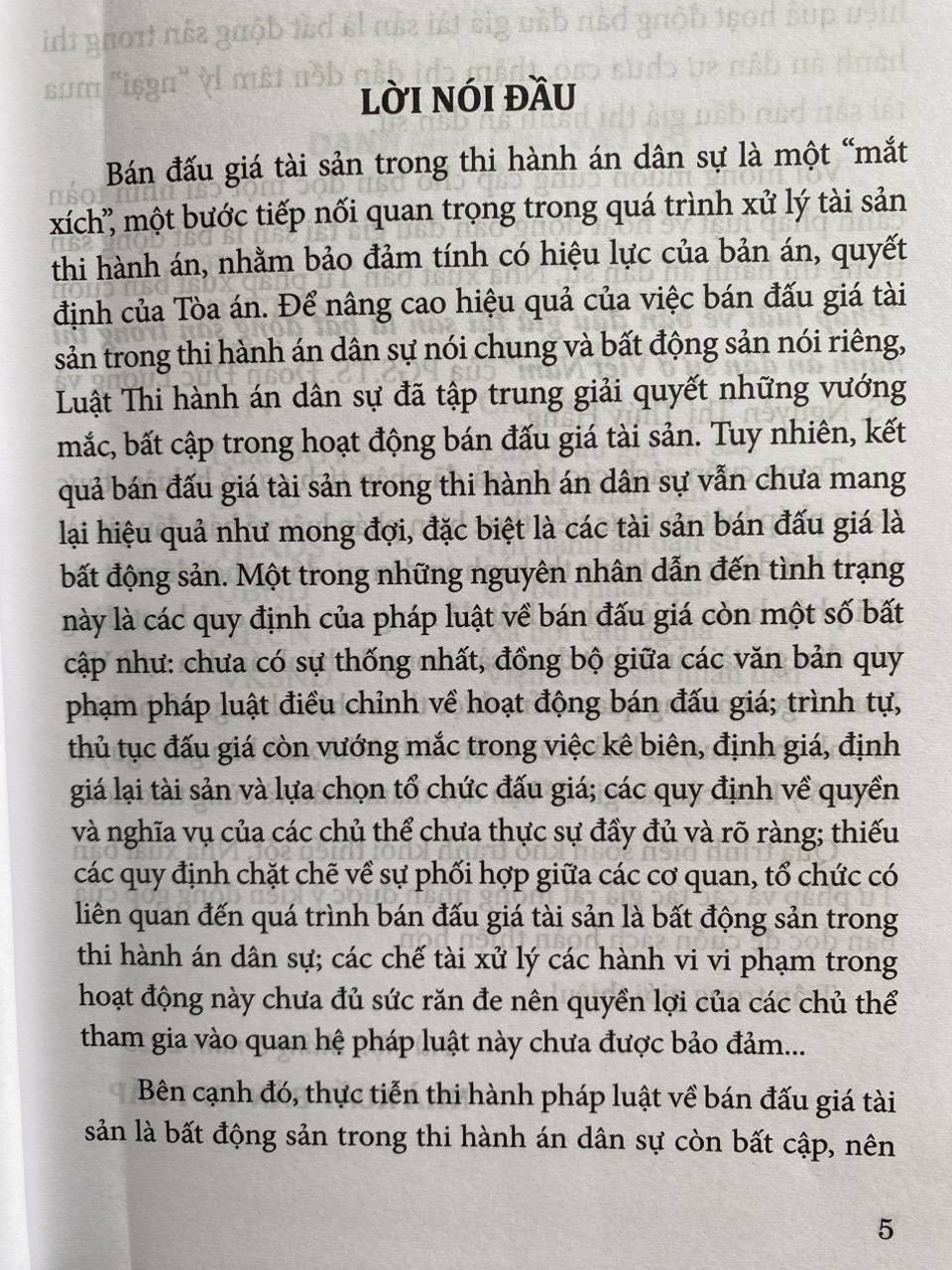 Pháp Luật Về Bán Đấu Giá Tài Sản Là Bất Động Sản Trong Thi Hành Án Dân Sự Ở Việt Nam