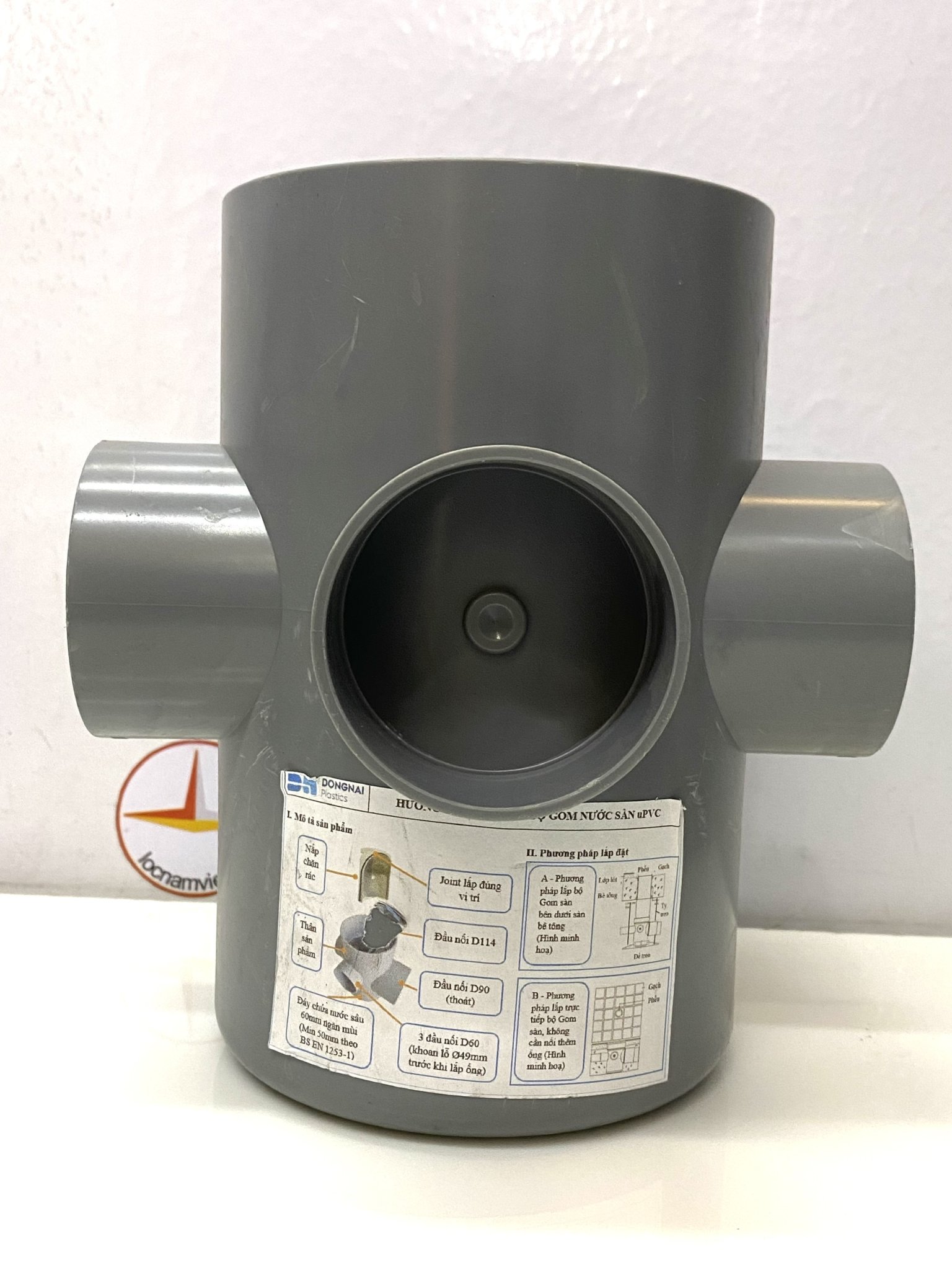 Gom nước thoát sàn 114-90-60-60-60 nhựa PVC
