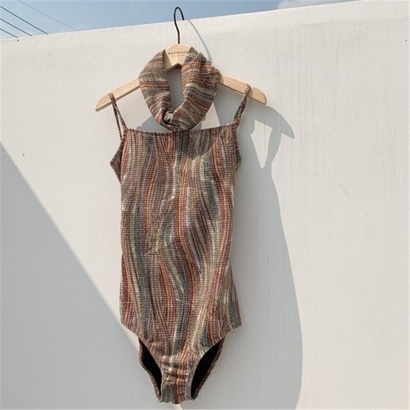 Bikini liền 2 dây hoạ tiết sexy