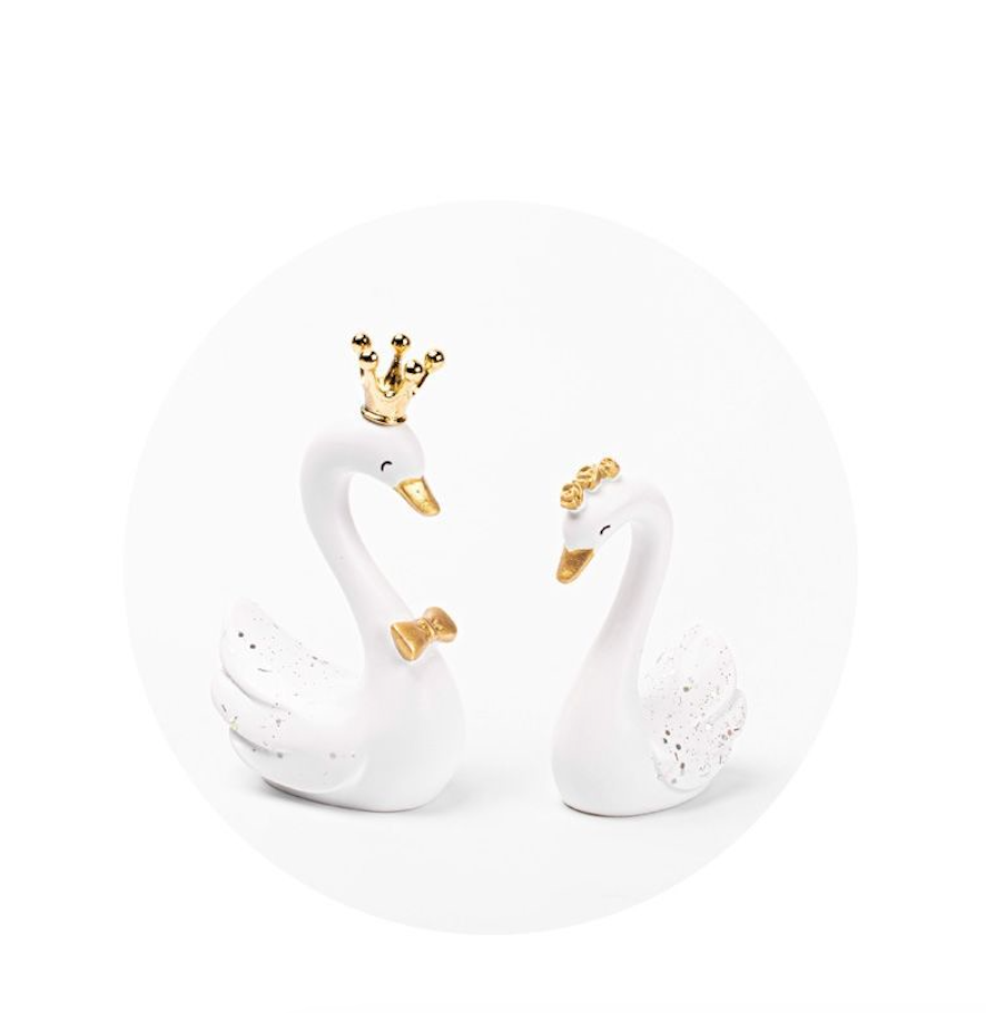 Tượng Thiên Nga Trắng Trang Trí Xe Ô Tô, Bàn Làm Việc | Kèm Thảm Lông Vũ Dán Taplo Xe Ô Tô