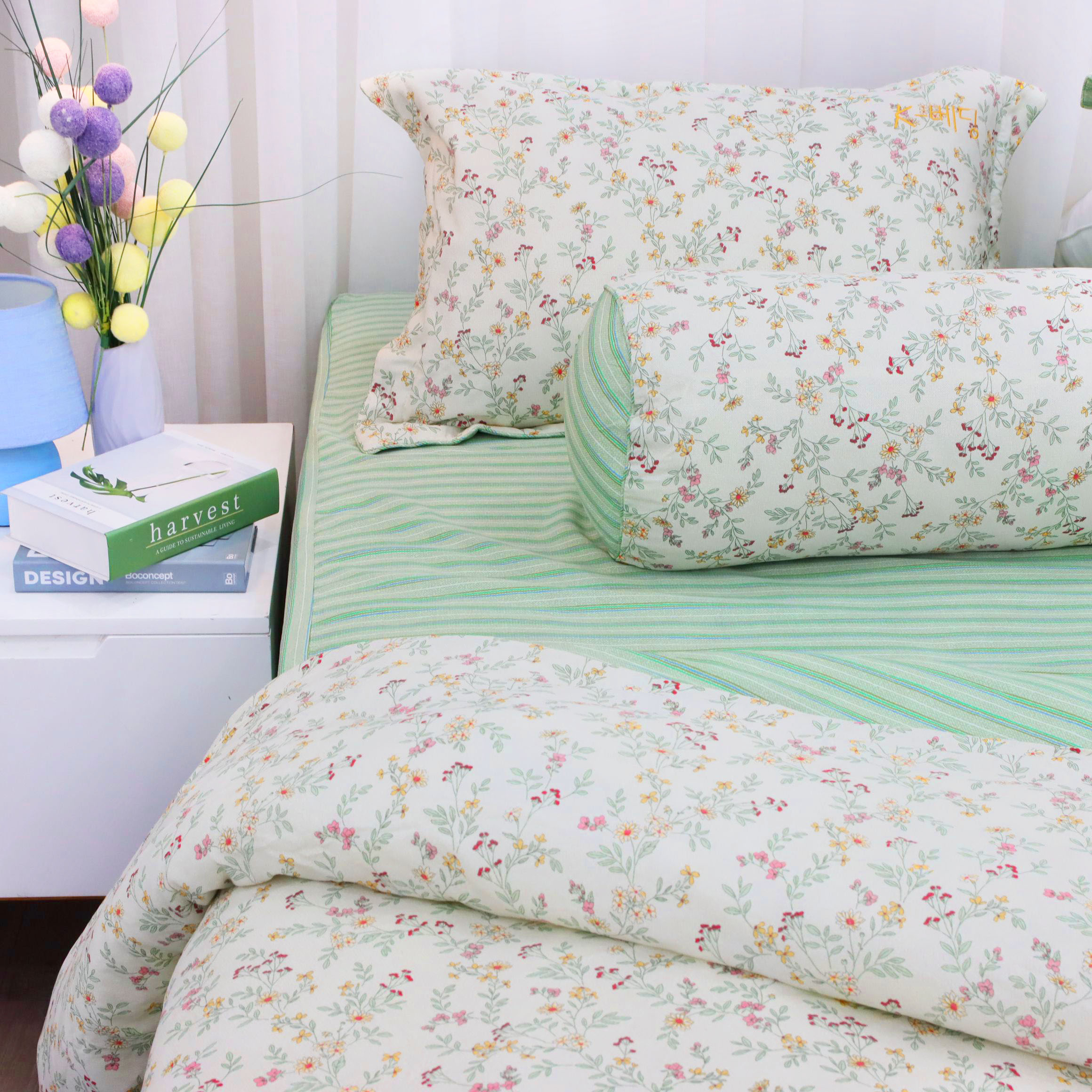 Bộ ga giường K-Bedding KMTP302 chất liệu Microtencel mềm mại, thoáng mát