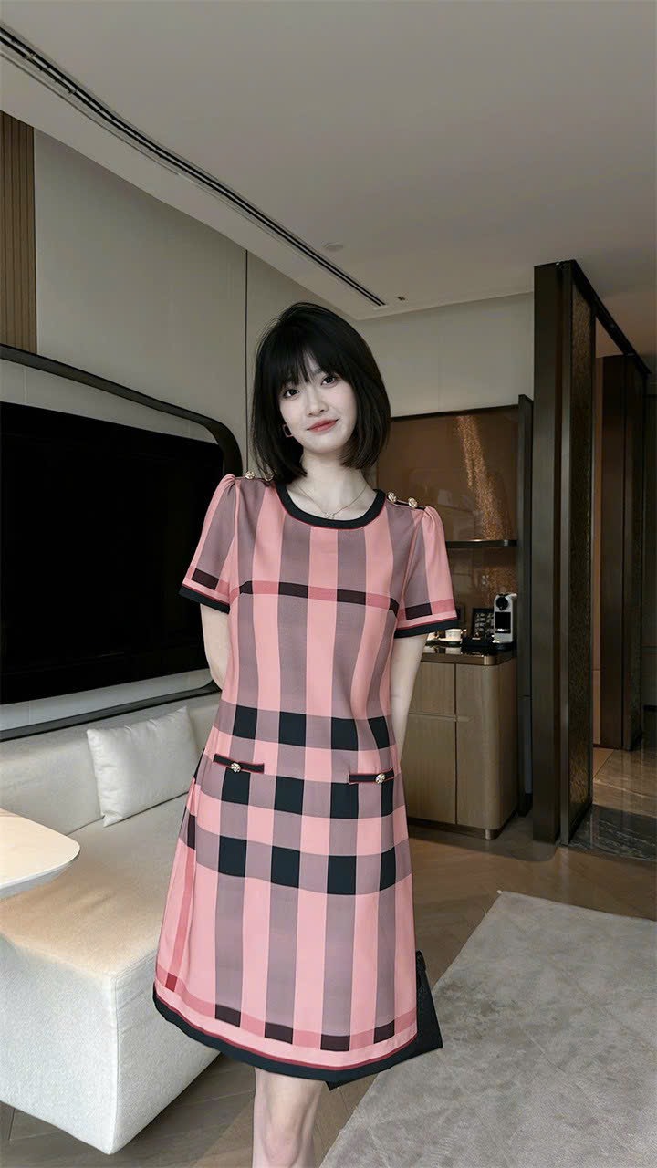 Đầm suông caro