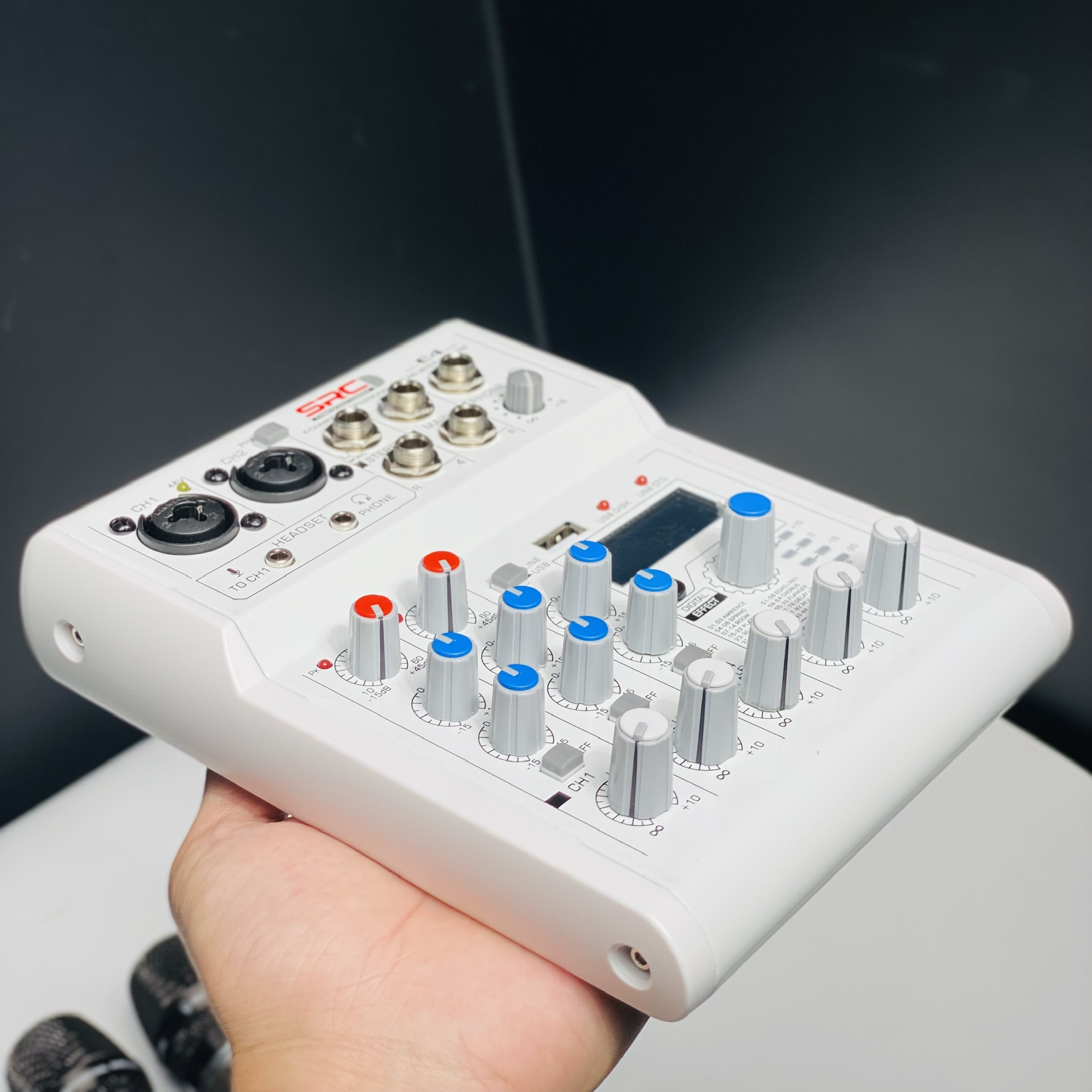 Combo Mixer Thu Âm Livestream Karaoke Mixer E4 và Micro Max36 Chính Hãng Giá Tốt -  Bảo Hành 12 Tháng Hàng Chính Hãng