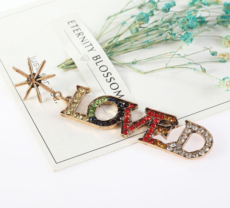 Bông tai chữ LOVE LOVEYOURSELF Her 1 bên